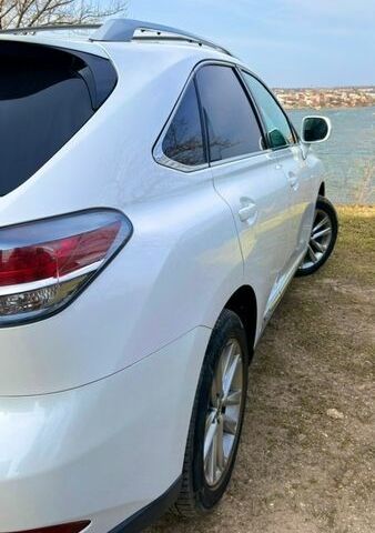 Белый Лексус РХ, объемом двигателя 3.5 л и пробегом 240 тыс. км за 24700 $, фото 6 на Automoto.ua