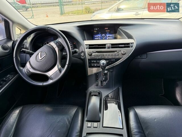 Белый Лексус РХ, объемом двигателя 2.67 л и пробегом 159 тыс. км за 23200 $, фото 6 на Automoto.ua