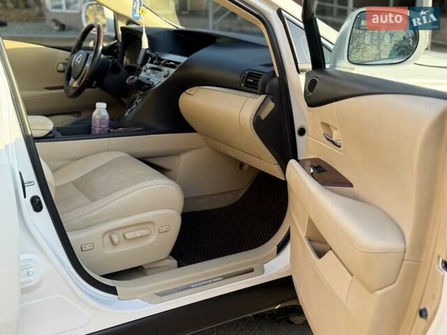 Белый Лексус РХ, объемом двигателя 3.46 л и пробегом 168 тыс. км за 23999 $, фото 55 на Automoto.ua