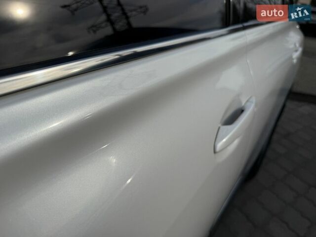 Белый Лексус РХ, объемом двигателя 2.67 л и пробегом 159 тыс. км за 23200 $, фото 42 на Automoto.ua