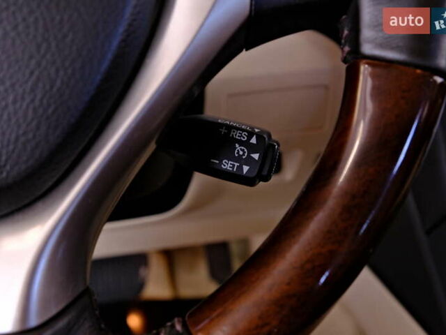 Белый Лексус РХ, объемом двигателя 3.46 л и пробегом 135 тыс. км за 21900 $, фото 34 на Automoto.ua