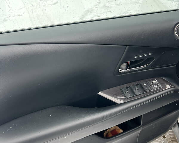 Белый Лексус РХ, объемом двигателя 3.46 л и пробегом 88 тыс. км за 24999 $, фото 5 на Automoto.ua