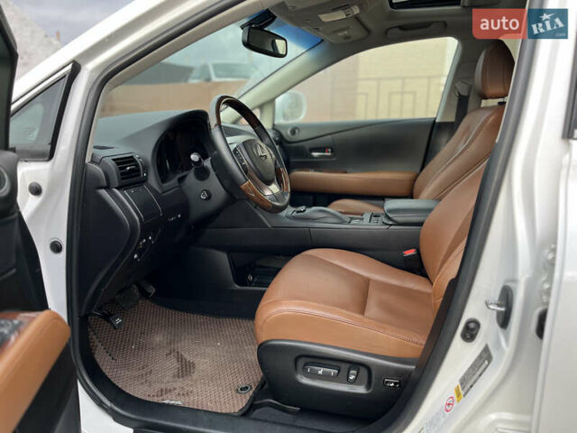 Белый Лексус РХ, объемом двигателя 3.46 л и пробегом 114 тыс. км за 25100 $, фото 20 на Automoto.ua