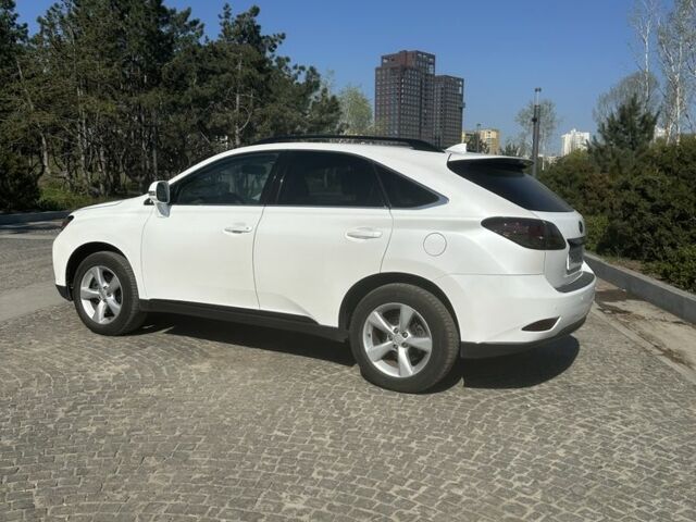 Белый Лексус РХ, объемом двигателя 3.5 л и пробегом 155 тыс. км за 18500 $, фото 3 на Automoto.ua