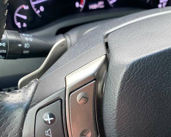 Білий Лексус РХ, об'ємом двигуна 3.46 л та пробігом 225 тис. км за 21700 $, фото 4 на Automoto.ua