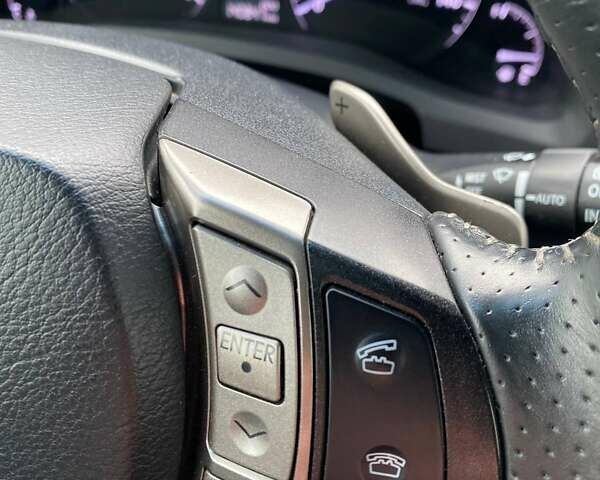 Білий Лексус РХ, об'ємом двигуна 3.46 л та пробігом 225 тис. км за 21700 $, фото 3 на Automoto.ua