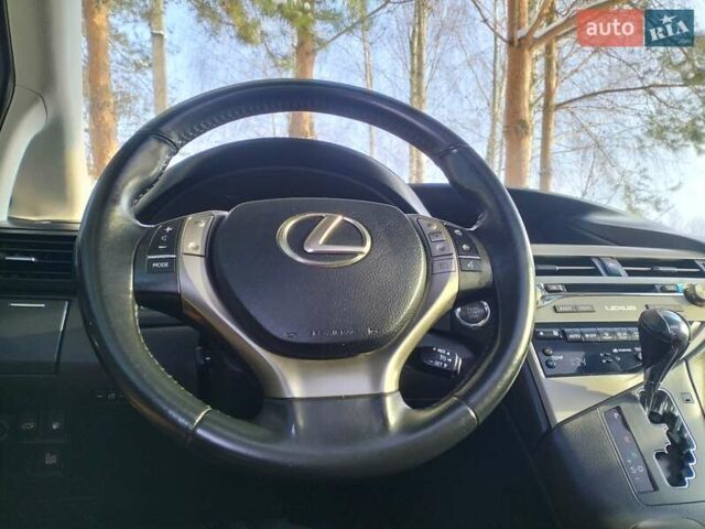 Белый Лексус РХ, объемом двигателя 3.5 л и пробегом 171 тыс. км за 23500 $, фото 26 на Automoto.ua