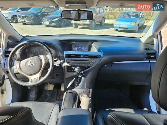 Белый Лексус РХ, объемом двигателя 2.67 л и пробегом 112 тыс. км за 21000 $, фото 12 на Automoto.ua