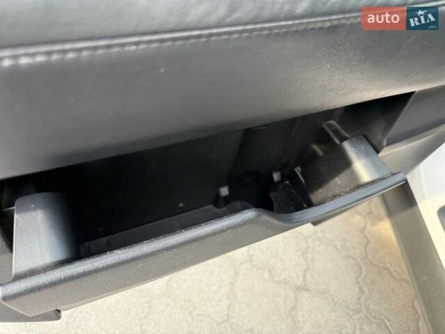 Белый Лексус РХ, объемом двигателя 2.67 л и пробегом 159 тыс. км за 23200 $, фото 39 на Automoto.ua