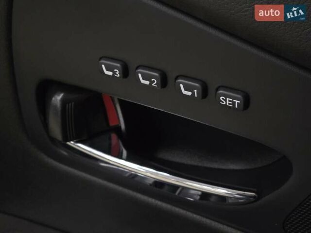 Білий Лексус РХ, об'ємом двигуна 3.46 л та пробігом 225 тис. км за 21499 $, фото 19 на Automoto.ua