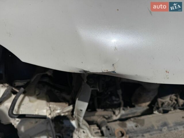Білий Лексус РХ, об'ємом двигуна 3.46 л та пробігом 187 тис. км за 14500 $, фото 1 на Automoto.ua