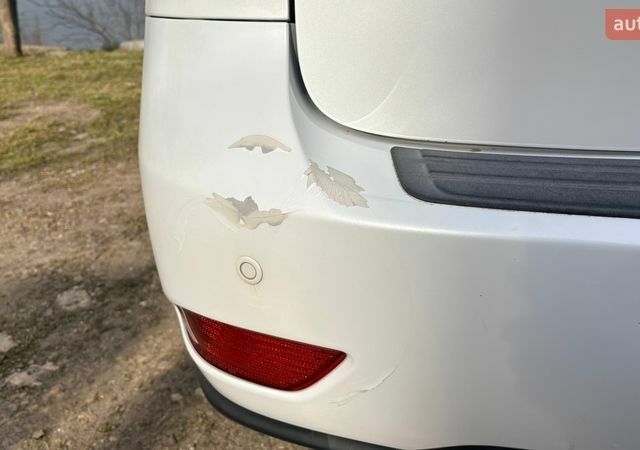 Белый Лексус РХ, объемом двигателя 3.5 л и пробегом 240 тыс. км за 24700 $, фото 8 на Automoto.ua