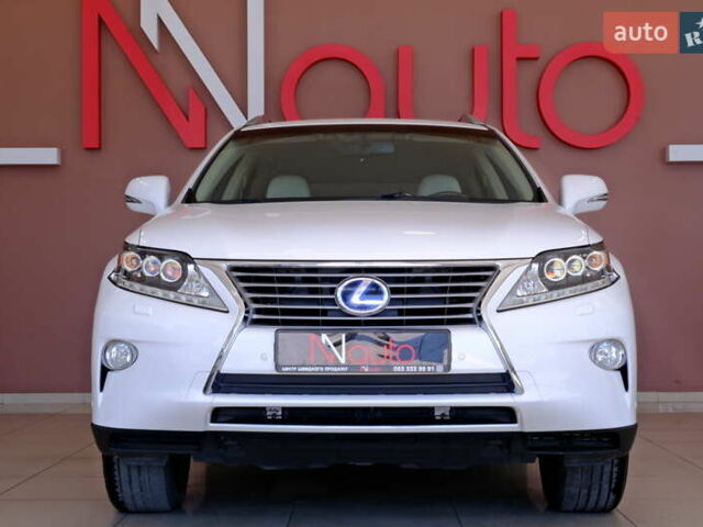 Белый Лексус РХ, объемом двигателя 3.46 л и пробегом 135 тыс. км за 21900 $, фото 2 на Automoto.ua