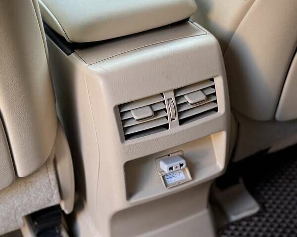 Белый Лексус РХ, объемом двигателя 3.46 л и пробегом 168 тыс. км за 23999 $, фото 61 на Automoto.ua