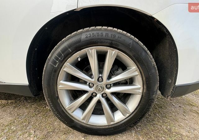 Белый Лексус РХ, объемом двигателя 3.5 л и пробегом 240 тыс. км за 24700 $, фото 7 на Automoto.ua