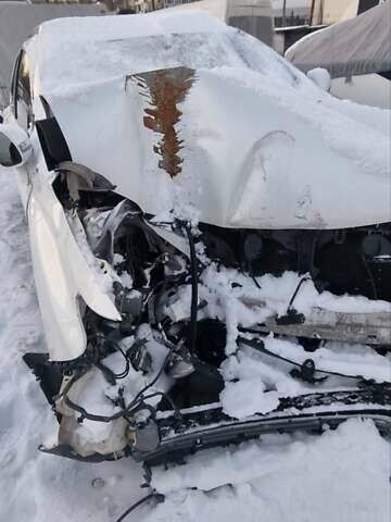 Белый Лексус РХ, объемом двигателя 3.46 л и пробегом 163 тыс. км за 5500 $, фото 6 на Automoto.ua