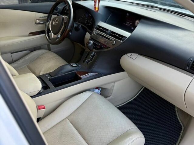 Белый Лексус РХ, объемом двигателя 3.46 л и пробегом 110 тыс. км за 20900 $, фото 9 на Automoto.ua