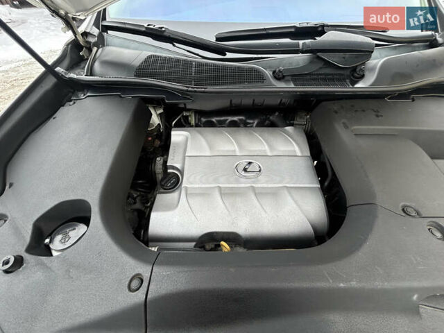 Белый Лексус РХ, объемом двигателя 3.46 л и пробегом 247 тыс. км за 23700 $, фото 55 на Automoto.ua