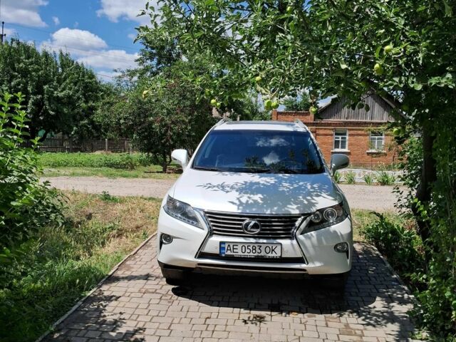 Белый Лексус РХ, объемом двигателя 3.5 л и пробегом 125 тыс. км за 19939 $, фото 1 на Automoto.ua