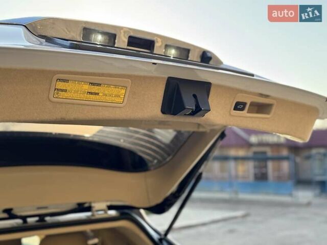 Белый Лексус РХ, объемом двигателя 3.46 л и пробегом 168 тыс. км за 23999 $, фото 49 на Automoto.ua