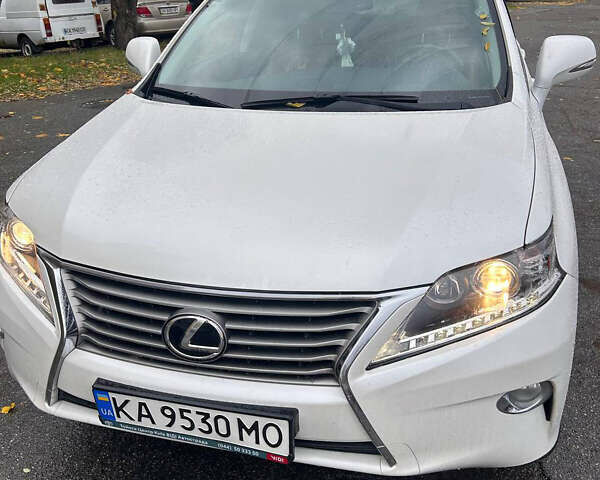 Лексус РХ 2014 в Киеве на Automoto.ua Белый Лексус РХ, объемом двигателя 2.7 л и пробегом 192 тыс. км за 20000 $, фото 1 на Automoto.ua