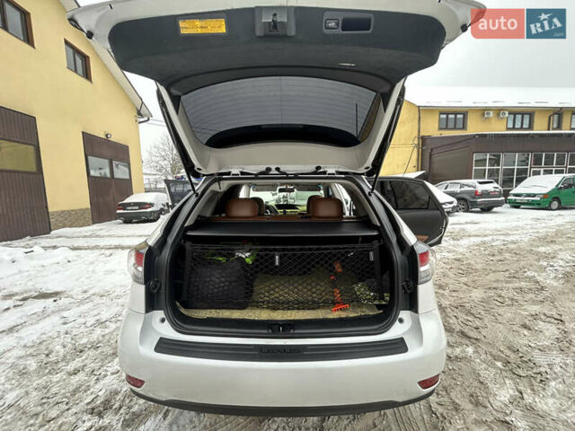 Белый Лексус РХ, объемом двигателя 3.46 л и пробегом 247 тыс. км за 23700 $, фото 51 на Automoto.ua