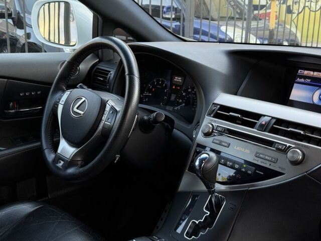 Лексус РХ 2014 в Николаеве на Automoto.ua Белый Лексус РХ, объемом двигателя 3.5 л и пробегом 224 тыс. км за 24500 $, фото 19 на Automoto.ua