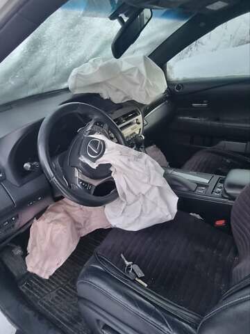 Белый Лексус РХ, объемом двигателя 3.46 л и пробегом 163 тыс. км за 5500 $, фото 2 на Automoto.ua