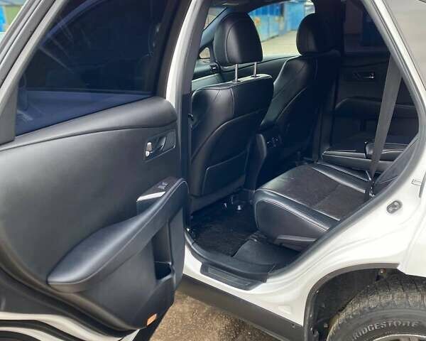 Білий Лексус РХ, об'ємом двигуна 3.46 л та пробігом 225 тис. км за 21700 $, фото 25 на Automoto.ua