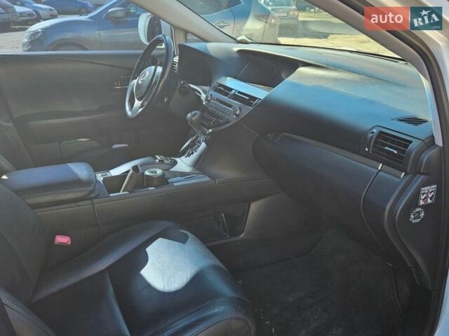 Белый Лексус РХ, объемом двигателя 2.67 л и пробегом 112 тыс. км за 22500 $, фото 9 на Automoto.ua