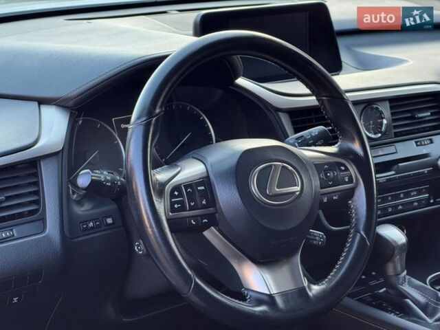 Білий Лексус РХ, об'ємом двигуна 2 л та пробігом 209 тис. км за 26950 $, фото 65 на Automoto.ua