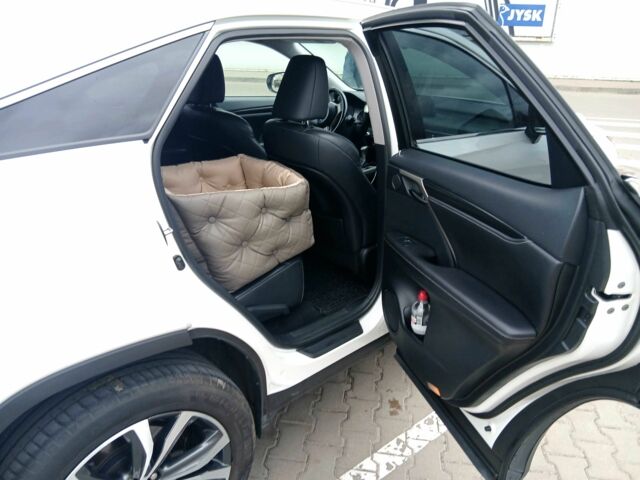 Лексус РХ 2015 в Киеве на Automoto.ua Белый Лексус РХ, объемом двигателя 2 л и пробегом 161 тыс. км за 32500 $, фото 15 на Automoto.ua