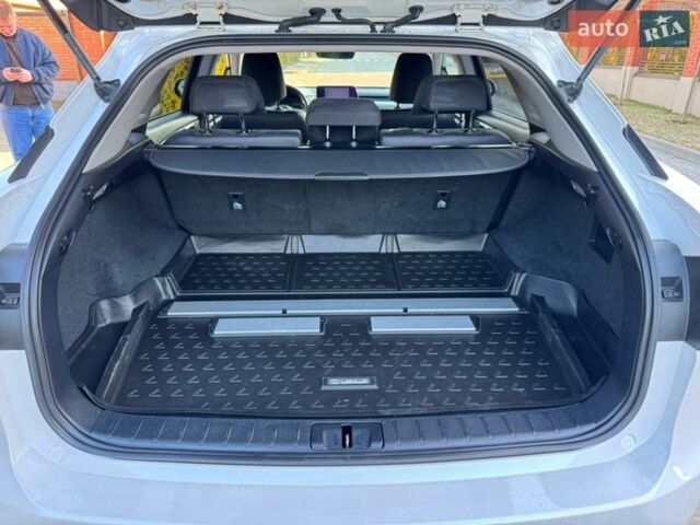 Білий Лексус РХ, об'ємом двигуна 2 л та пробігом 209 тис. км за 26950 $, фото 80 на Automoto.ua