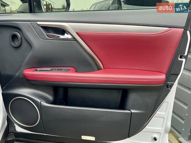 Белый Лексус РХ, объемом двигателя 2 л и пробегом 69 тыс. км за 31900 $, фото 52 на Automoto.ua