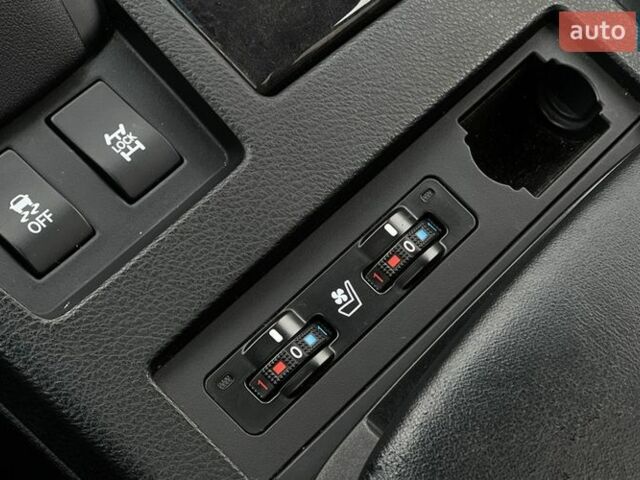 Білий Лексус РХ, об'ємом двигуна 3.46 л та пробігом 142 тис. км за 23200 $, фото 18 на Automoto.ua