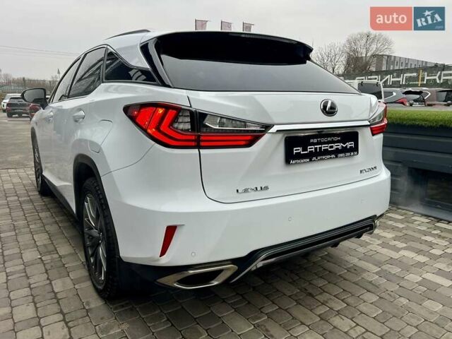 Белый Лексус РХ, объемом двигателя 2 л и пробегом 69 тыс. км за 31900 $, фото 7 на Automoto.ua