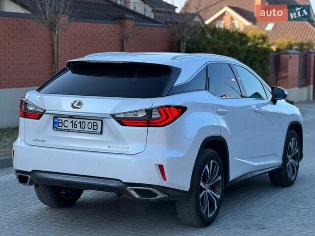 Білий Лексус РХ, об'ємом двигуна 2 л та пробігом 209 тис. км за 26950 $, фото 23 на Automoto.ua