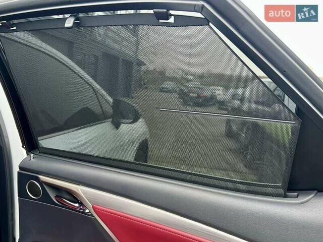 Белый Лексус РХ, объемом двигателя 2 л и пробегом 69 тыс. км за 31900 $, фото 46 на Automoto.ua