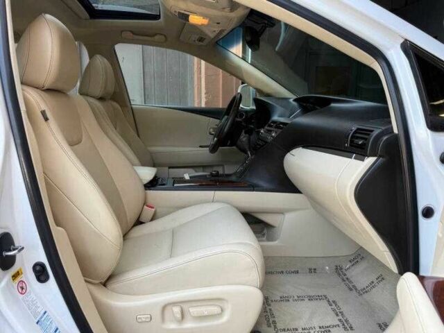 Білий Лексус РХ, об'ємом двигуна 3.5 л та пробігом 56 тис. км за 6300 $, фото 9 на Automoto.ua