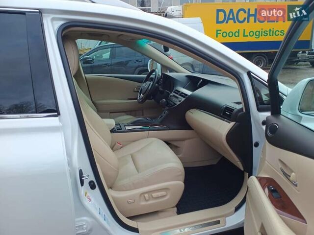 Білий Лексус РХ, об'ємом двигуна 3.46 л та пробігом 196 тис. км за 21800 $, фото 32 на Automoto.ua