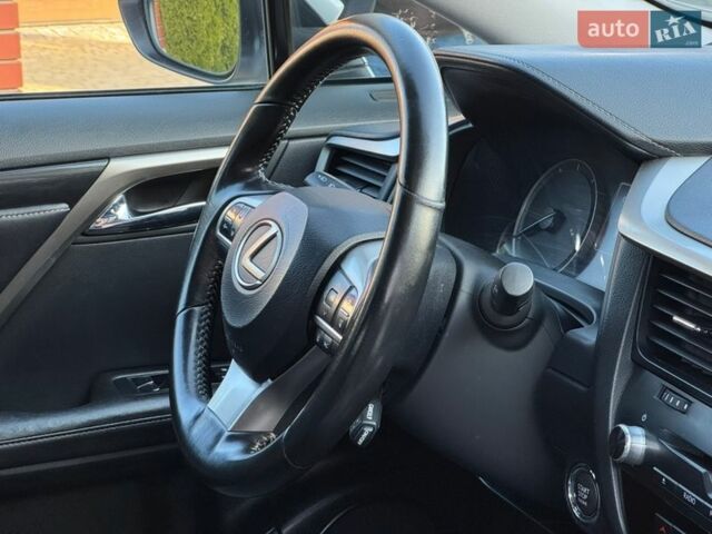 Білий Лексус РХ, об'ємом двигуна 2 л та пробігом 209 тис. км за 26950 $, фото 60 на Automoto.ua