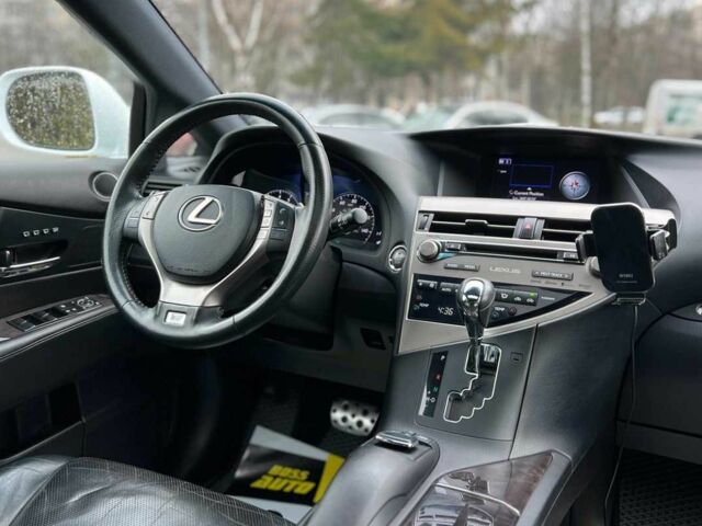 Белый Лексус РХ, объемом двигателя 3.5 л и пробегом 142 тыс. км за 23200 $, фото 22 на Automoto.ua