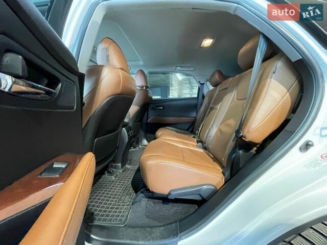 Белый Лексус РХ, объемом двигателя 3.46 л и пробегом 81 тыс. км за 24900 $, фото 18 на Automoto.ua