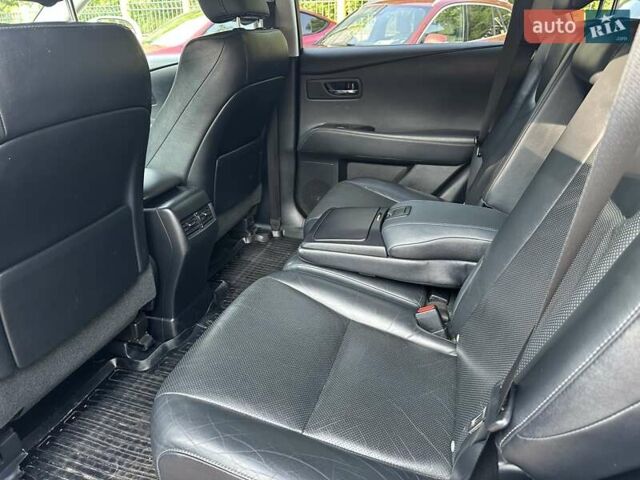 Білий Лексус РХ, об'ємом двигуна 2.67 л та пробігом 147 тис. км за 18900 $, фото 23 на Automoto.ua