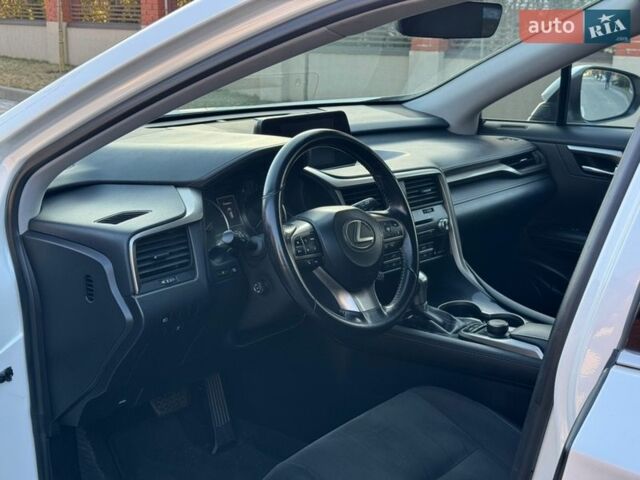 Білий Лексус РХ, об'ємом двигуна 2 л та пробігом 209 тис. км за 26950 $, фото 62 на Automoto.ua