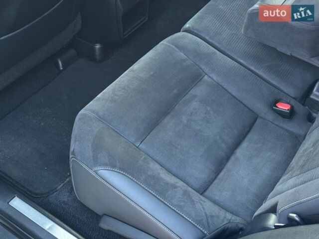 Білий Лексус РХ, об'ємом двигуна 2 л та пробігом 209 тис. км за 26950 $, фото 44 на Automoto.ua