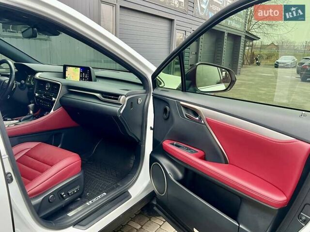 Белый Лексус РХ, объемом двигателя 2 л и пробегом 69 тыс. км за 31900 $, фото 51 на Automoto.ua