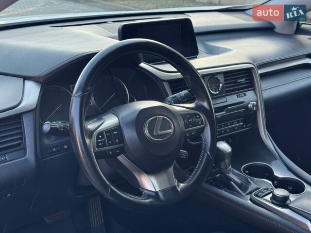 Білий Лексус РХ, об'ємом двигуна 2 л та пробігом 209 тис. км за 26950 $, фото 64 на Automoto.ua