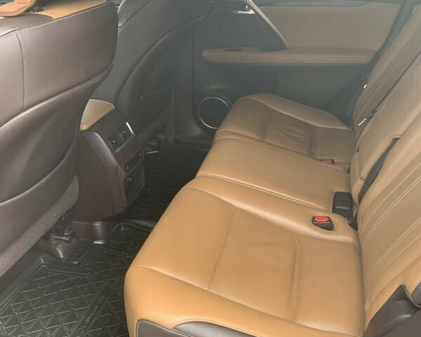 Белый Лексус РХ, объемом двигателя 3.46 л и пробегом 170 тыс. км за 32900 $, фото 8 на Automoto.ua