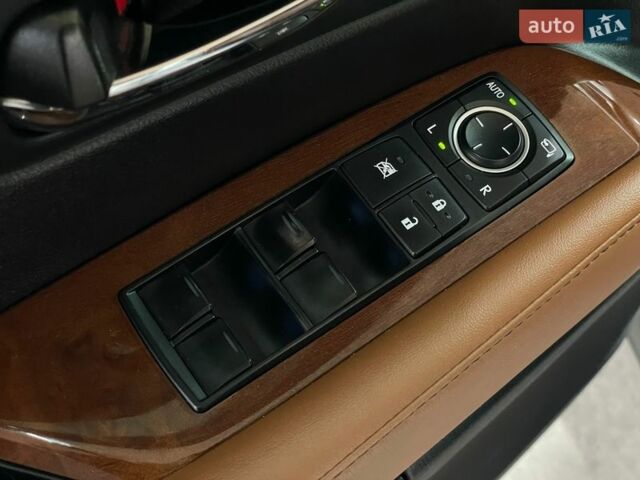 Белый Лексус РХ, объемом двигателя 3.46 л и пробегом 81 тыс. км за 25900 $, фото 15 на Automoto.ua